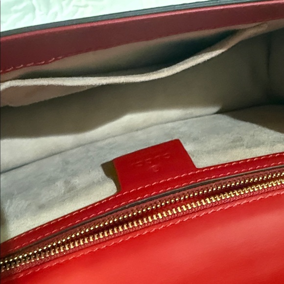 Gucci Red Web Sylvie Leather Large Shoulder Bag with COA and extra strap. - Picture 14 of 16